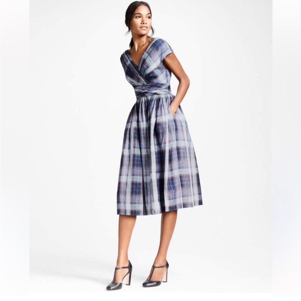 Brooks Brothers Blue and brown Plaid Midi Dress 100 percent linen 100 cotton